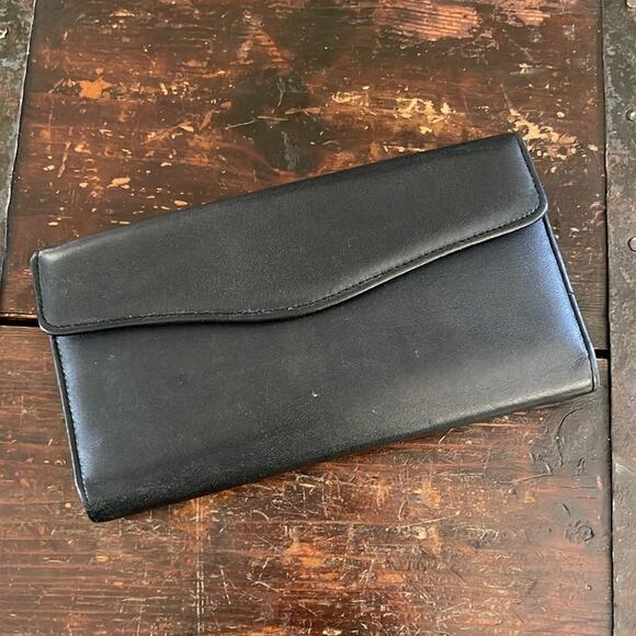 Buxton Black Leather Wallet W/Checkbook Holder - Picture 2 of 5